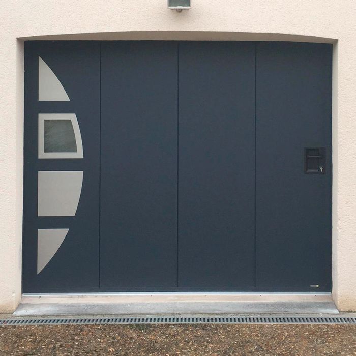 PORTE DE GARAGE SECTIONNELLE LATÉRALE RÉSIDENCE PERFORMANCE 